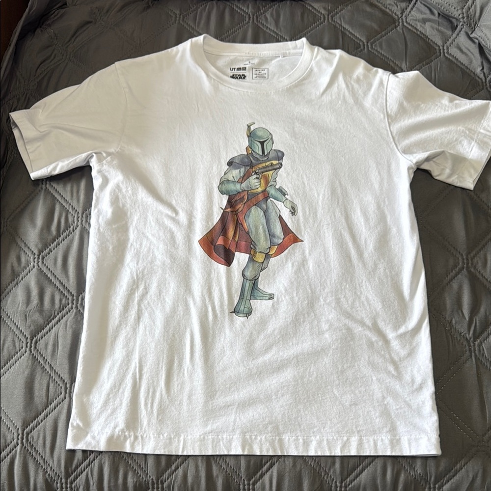 Uniqlo Star Wars White Short Sleeve Tee with Whimsical Graphic